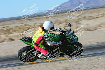media/Dec-05-2024-Racers Edge (Thu) [[e102e0690b]]/3-B Group/Session 1 (Turn 9 Inside)/